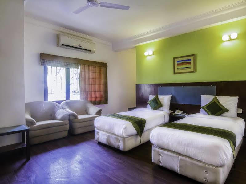 Treebo Angson Hotel Chennai Ngoại thất bức ảnh