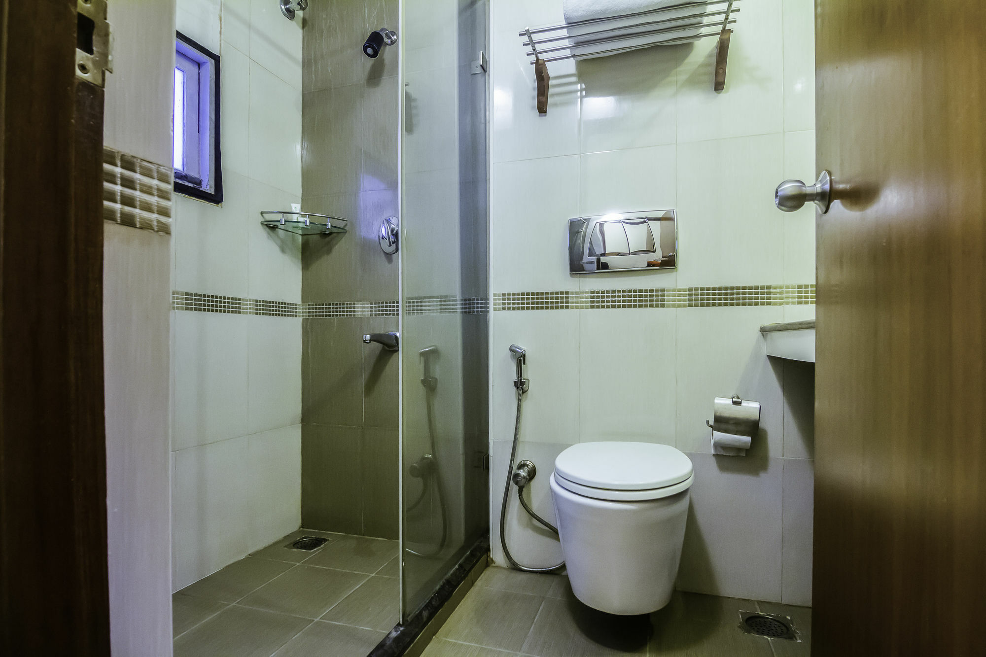 Treebo Angson Hotel Chennai Ngoại thất bức ảnh