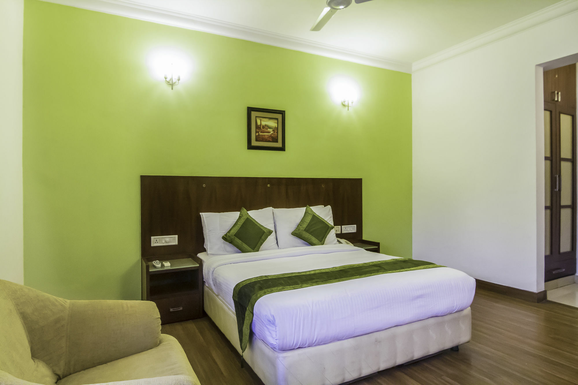 Treebo Angson Hotel Chennai Ngoại thất bức ảnh